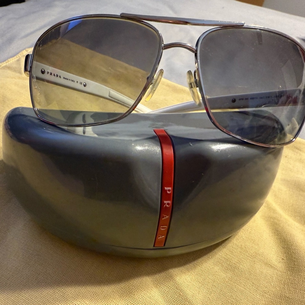 Prada Men’s White Frame Sunglasses with Black Lenses - Picture 8 of 8
